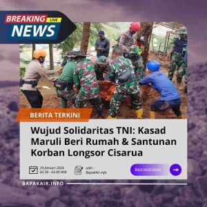 Jenderal TNI Maruli Simanjuntak memberikan bantuan simbolis rumah dan santunan kepada ahli waris prajurit Marinir korban longsor Cisarua di Mako Kormar Jakarta